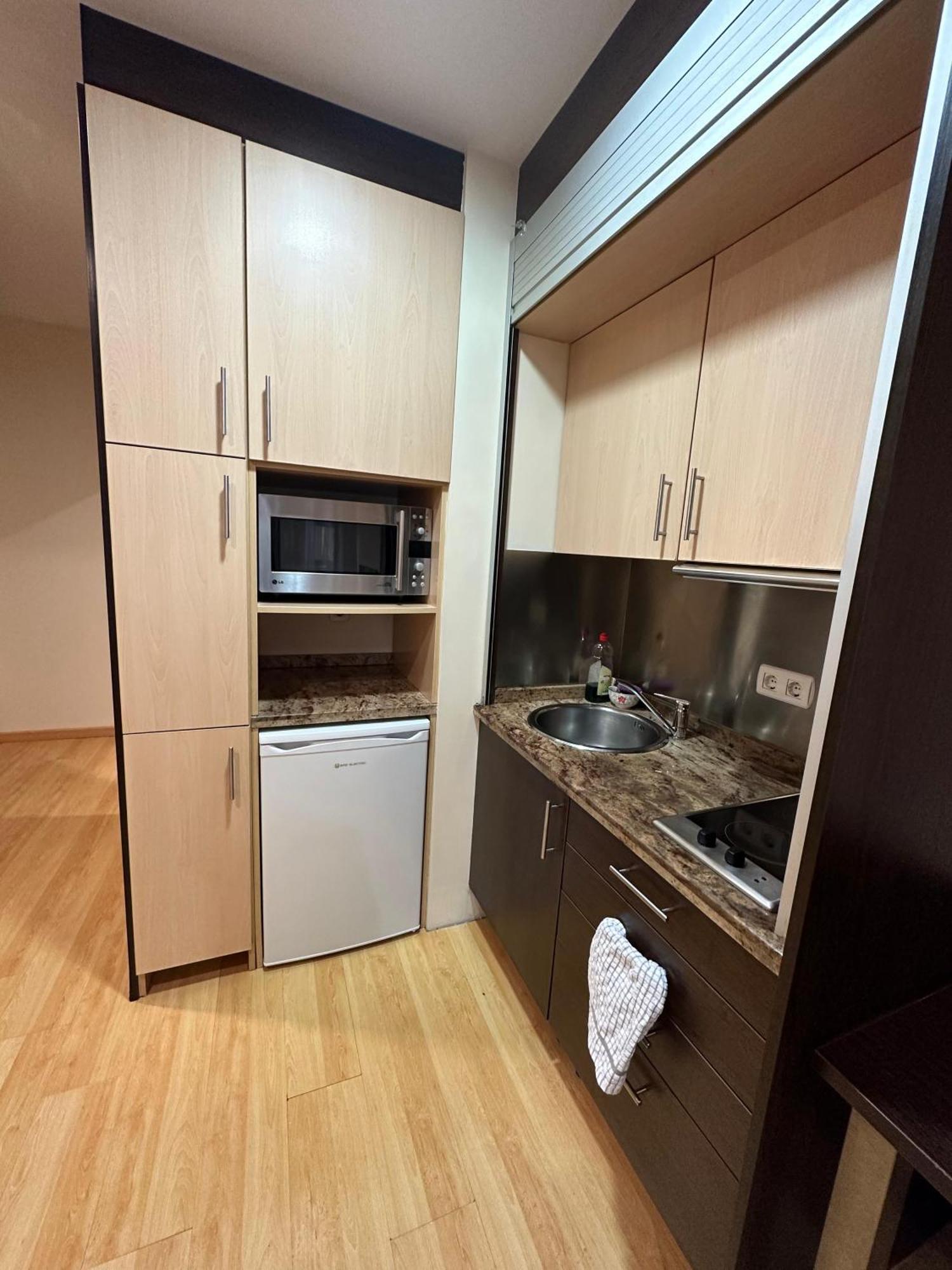 Estudio Centrico A2 Oviedo Luaran gambar
